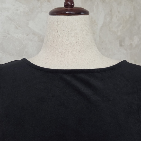 LOFT Black Velvet Puff Sleeve Top Medium - Picture 4 of 9